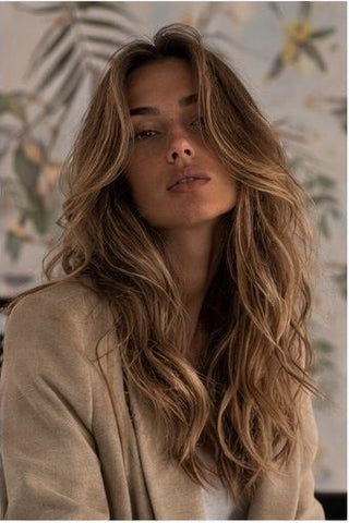 Ombré Hair à Paris : vaut-il mieux choisir des babylights ou un balayage à l’argile ?